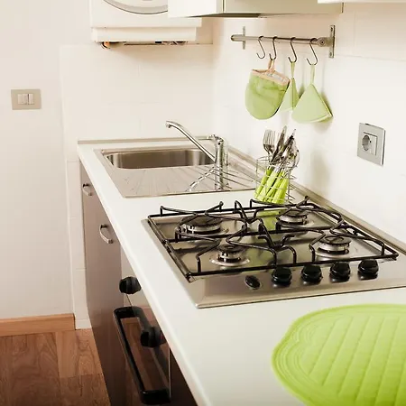 Be Happy Apartman Ferrara